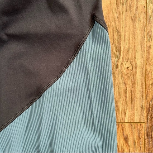 🦊NWOT Zyia Storm Parallel Luxe Leggings - Picture 9 of 10